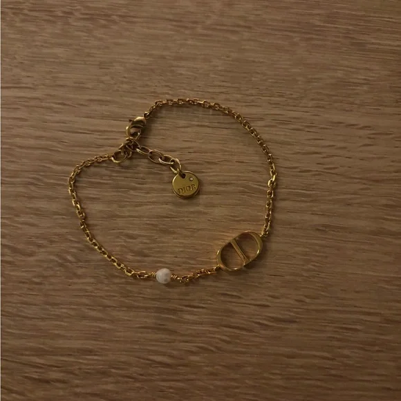 Dior Gold Petit CD Bracelet - Picture 2 of 6